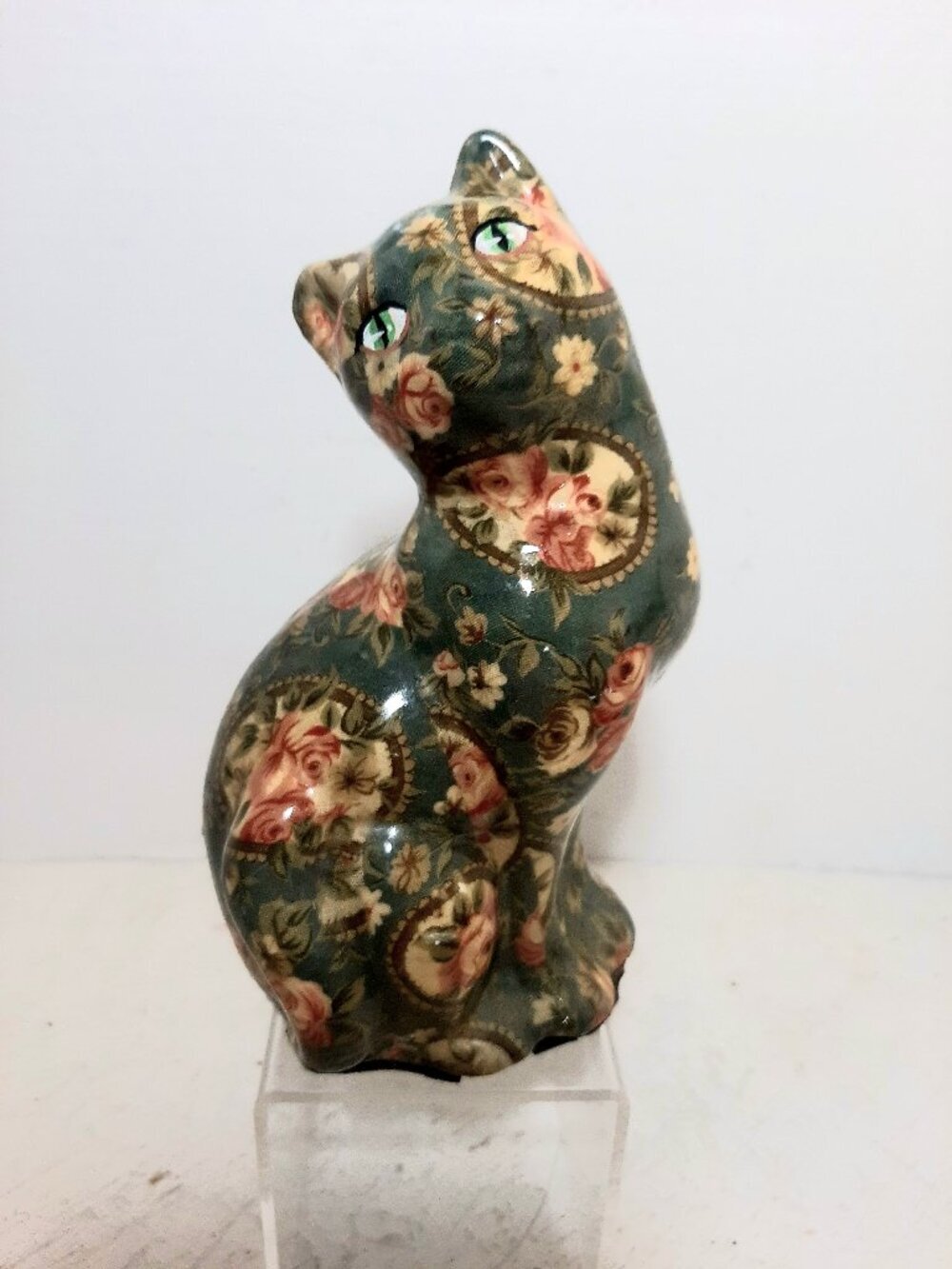 Vintage Chalkware faux Decoupage Kitten Statue